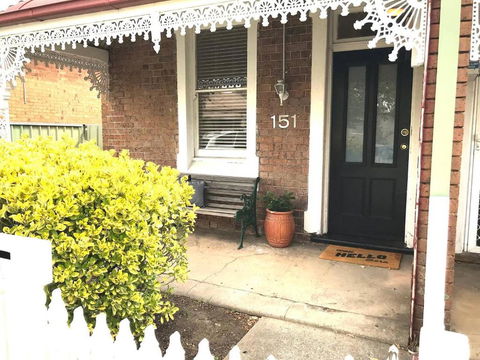 YSG The Edward Townhouse 151 Walk To Town - New Castle Holiday 3