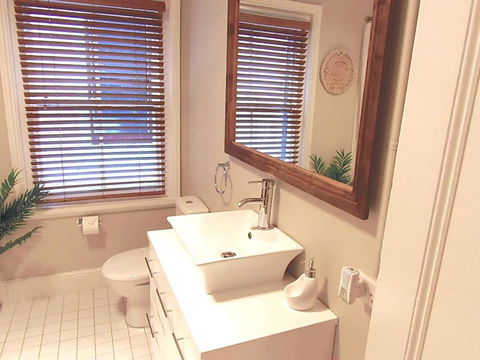 YSG The Edward Townhouse 157 Steps To Town - New Castle Holiday 2