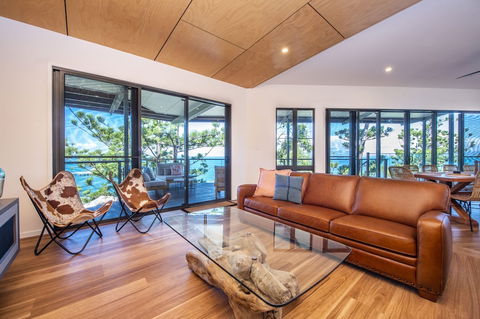 Headland House - New Castle Holiday 3