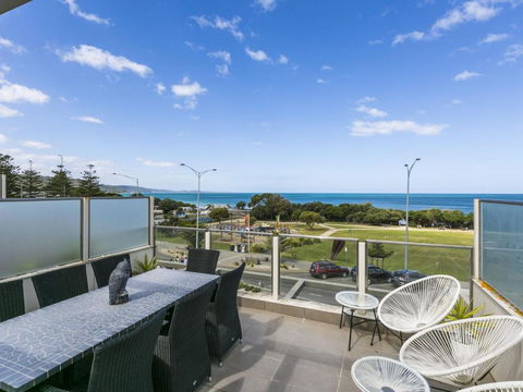 WATERFRONT THREE In The Heart Of Lorne - New Castle Holiday 4