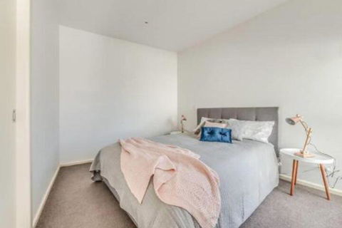 Marina View Apartment - New Castle Holiday 5