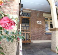 123 Hill St. Heart of Orange Double Brick - New Castle Holiday