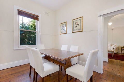 Drummoyne 3 Bedroom Home (62ALE) - New Castle Holiday 7