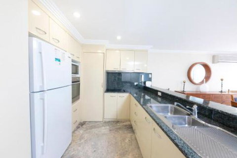 Whitesands Penthouse 1 - New Castle Holiday 4