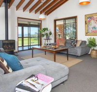 Beach House on Jones Beach Kiama Accommodation - New Castle Holiday