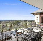 Kilburn views as far as the eyes can see - New Castle Holiday