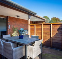 Foreshore Beach House ideal family spot - New Castle Holiday