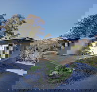Freycinet Sanctuary 5 - New Castle Holiday