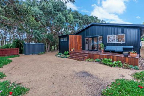 Thunder Point Cottage - New Castle Holiday 6