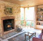 Adelaide Hills Camellia Cottage WiFi - New Castle Holiday