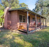 Braeside Cabin Three Parsonsia - New Castle Holiday