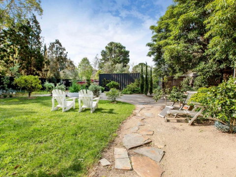 BARRIMA SOMERS BEACH - New Castle Holiday 1