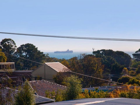 FAMILY GETAWAY DROMANA - New Castle Holiday 5