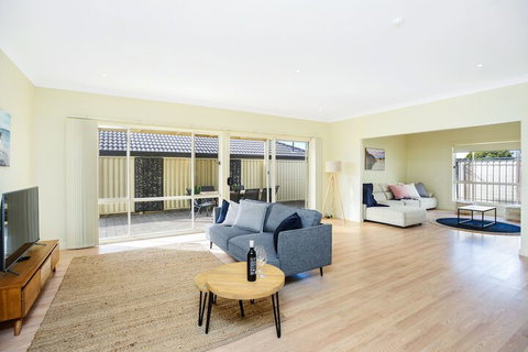 Aldinga Beach Experience - New Castle Holiday 6