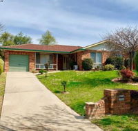 Tidy Home in a Leafy Suburb Great Location - New Castle Holiday