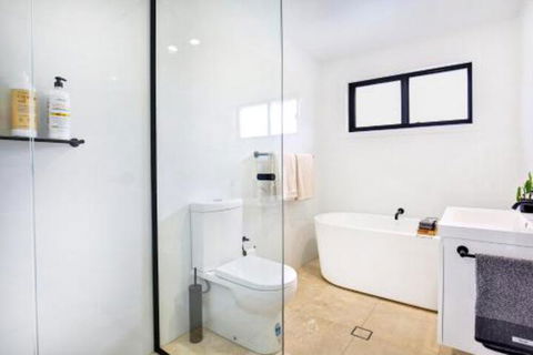 Zen At Culburra Pet Friendly 8 Mins To Beach - New Castle Holiday 2