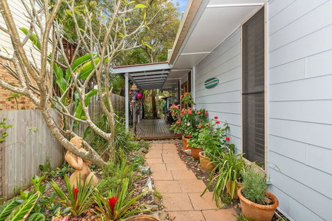 BEACH RETREAT - New Castle Holiday 1