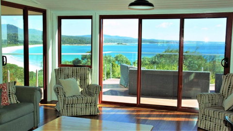 DOLPHIN LOOKOUT COTTAGE Amazing Views Of The Bay Of Fires - New Castle Holiday 3