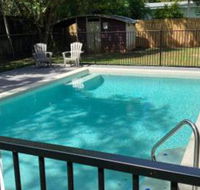Rainforest Retreat - New Castle Holiday