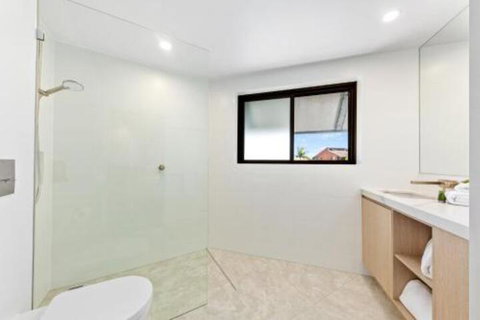 Apartment 5 Pisces - New Castle Holiday 7