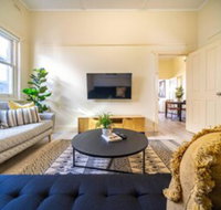 Sea La Vie on Durham Wifi Netflix Nespresso - New Castle Holiday