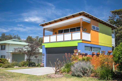 Studio 36 - New Castle Holiday 3