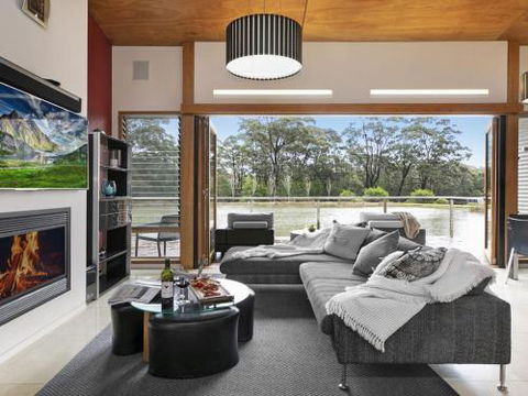 Casa Sul Lago Quite Simply A Very Special Place - New Castle Holiday 5