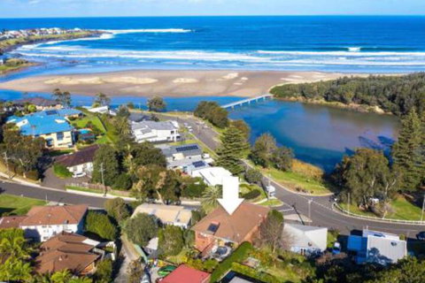 Seven Smiles Riverside Location & Ocean Views - New Castle Holiday 0