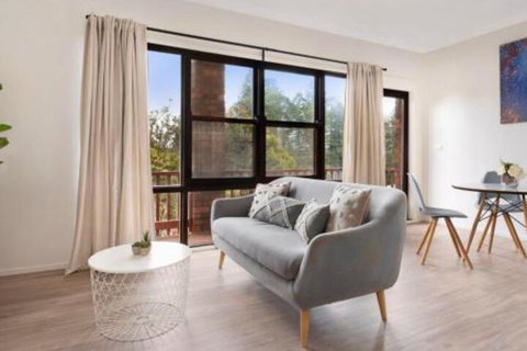Seven Smiles Riverside Location & Ocean Views - New Castle Holiday 5