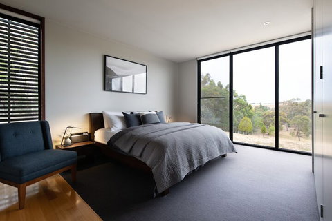 Ridge House - New Castle Holiday 3