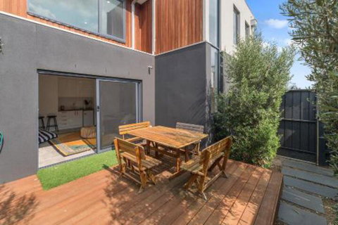 Capel Sound Beachside Luxury - New Castle Holiday 5