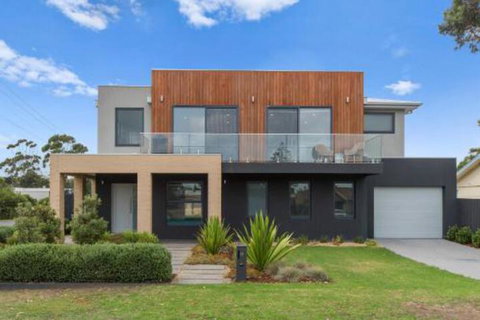 Capel Sound Beachside Luxury - New Castle Holiday 2