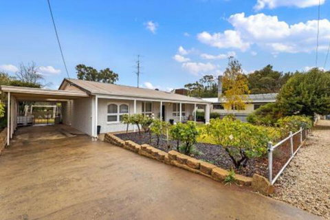 White On Wright Clare - New Castle Holiday 0