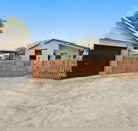 Newcastle Short Stay Apartments - Glebe Road Adamstown - New Castle Holiday