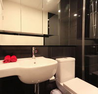 Amazing Waterfront Apartment - New Castle Holiday