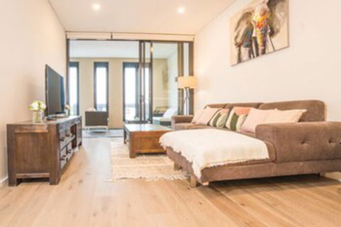 Oud Wood Apartment - New Castle Holiday 0