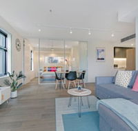 NEW Cozy Comfy APT Near Sydney Airport  CBD - New Castle Holiday