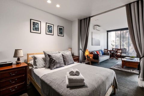 Spacious 1BD 50m From Chapel Street - New Castle Holiday 7