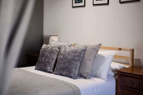 Spacious 1BD 50m From Chapel Street - New Castle Holiday 2