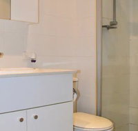 Tranquil 1 Bedroom Apartment With Sunny Courtyard - New Castle Holiday