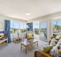 Ocean Shores 2 - 2/60-64 Peregian Esplanade - New Castle Holiday