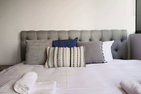 Fantastic 2BD Apt In Melbournes Southbank! - New Castle Holiday 5