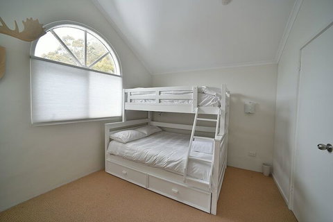 Inala 3 - New Castle Holiday 5