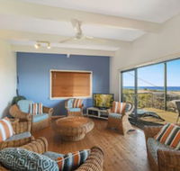 Peregian Beach House - 2/22 Avocet Parade - New Castle Holiday