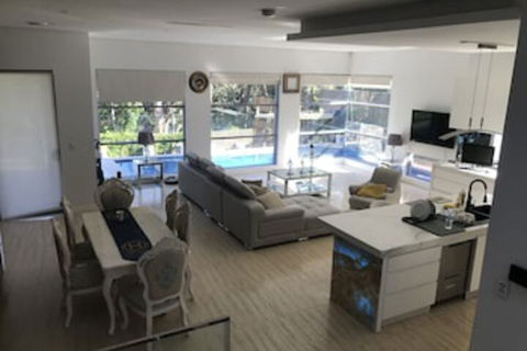 Luxury Big House Cinema Pool Many Guests - New Castle Holiday 0