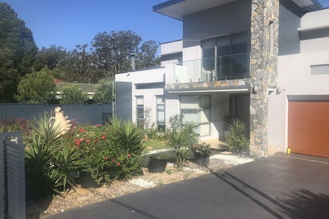 Luxury Big House Cinema Pool Many Guests - New Castle Holiday 3