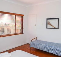 2 Bedroom Apartment With Ocean Views - New Castle Holiday