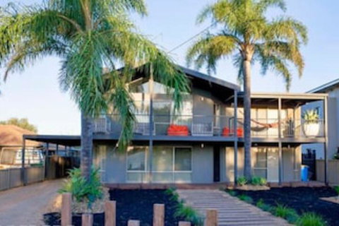 Paradise Waters - Yarrawonga - New Castle Holiday 0