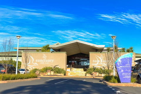 Luxury Waterfront Grand Villa In Melbourne - New Castle Holiday 5
