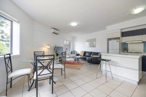 Peaceful 1 Bedroom Apartment With Parking - New Castle Holiday 2